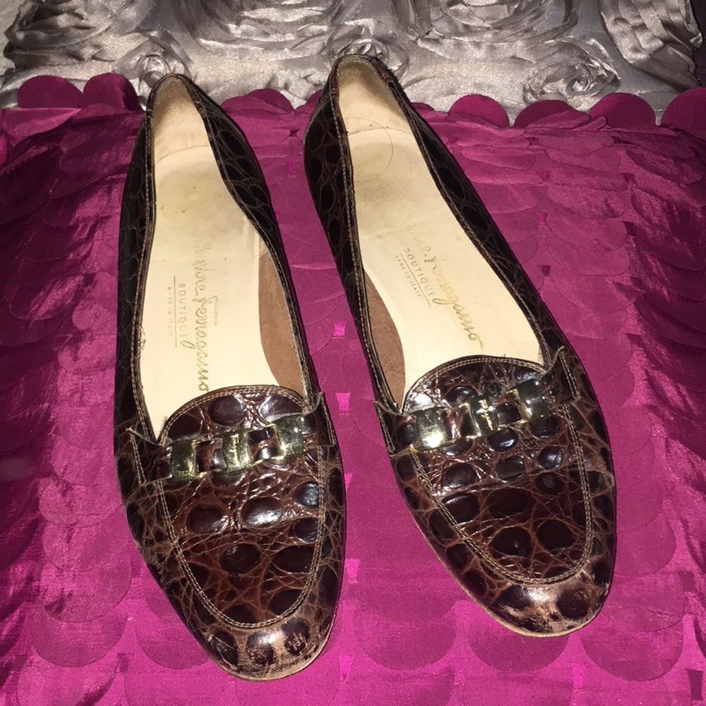 Salvatore ferragamo flats shoes